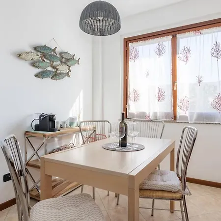Algherobellissima Casa In Centro Con Balcone,a/c *